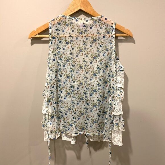 Paradis Miss - Vintage Lace Floral Vest​​ - Picture 2 of 3